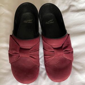 Bow Dansko Clogs